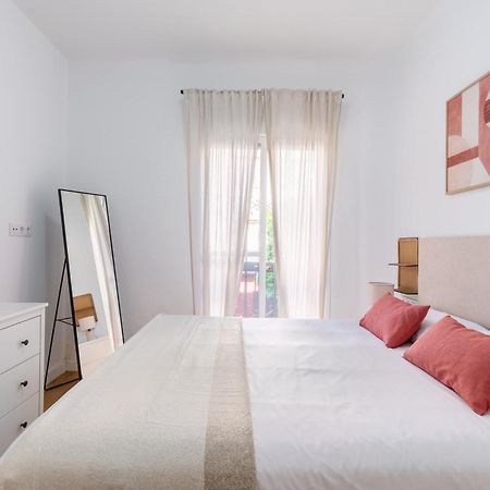 סביליה Confortable Apto. 3 Habitaciones מראה חיצוני תמונה