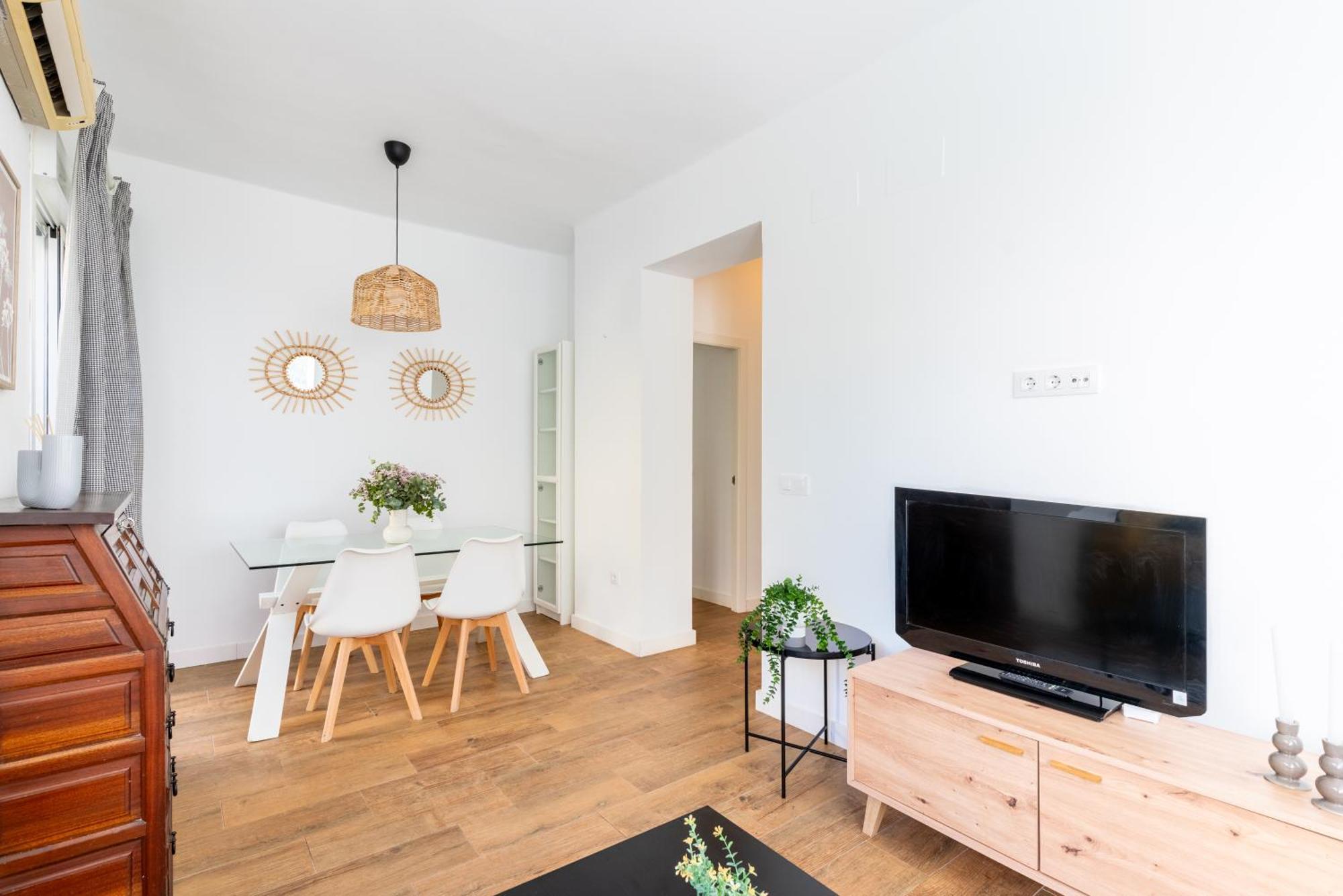 סביליה Confortable Apto. 3 Habitaciones מראה חיצוני תמונה