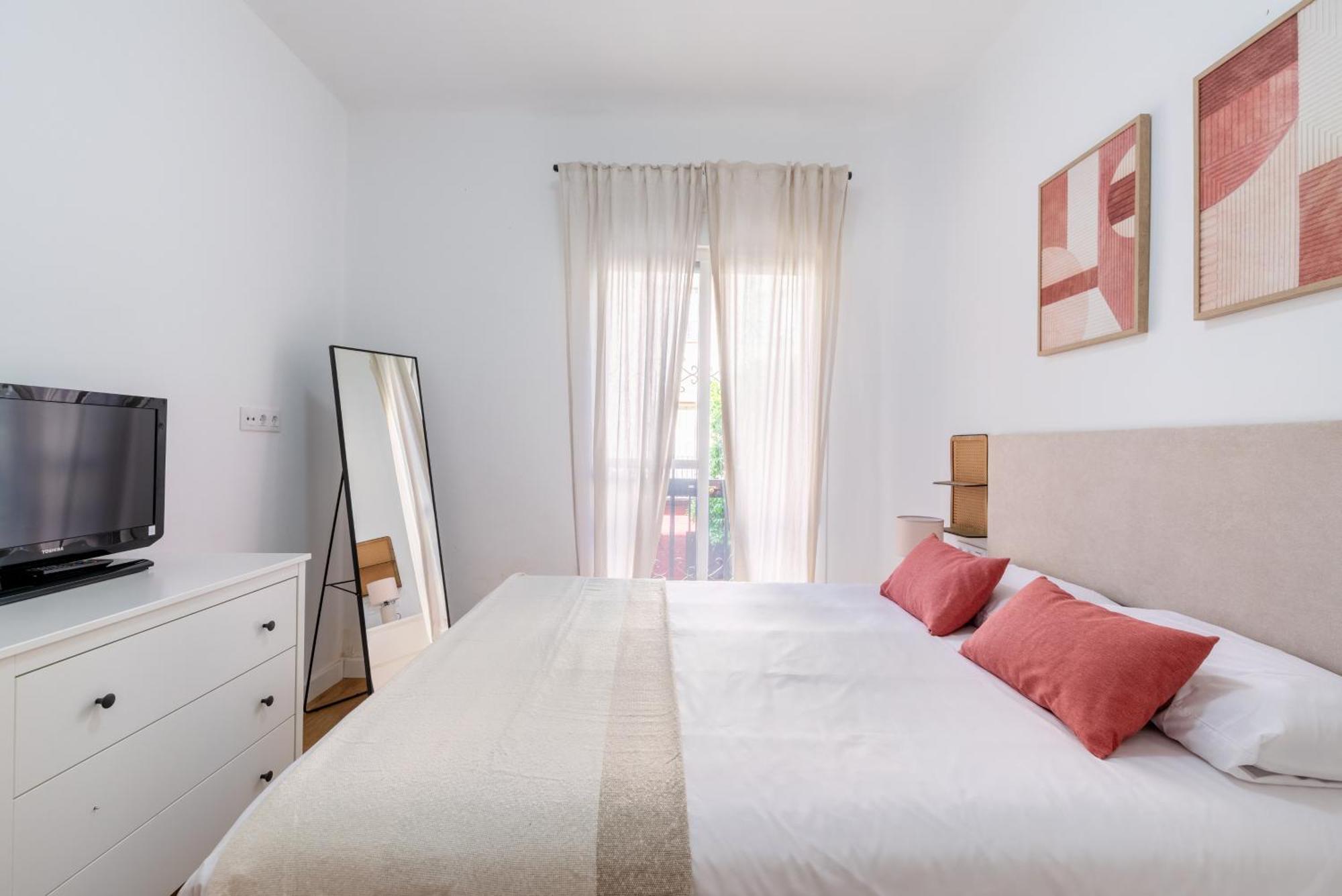 סביליה Confortable Apto. 3 Habitaciones מראה חיצוני תמונה