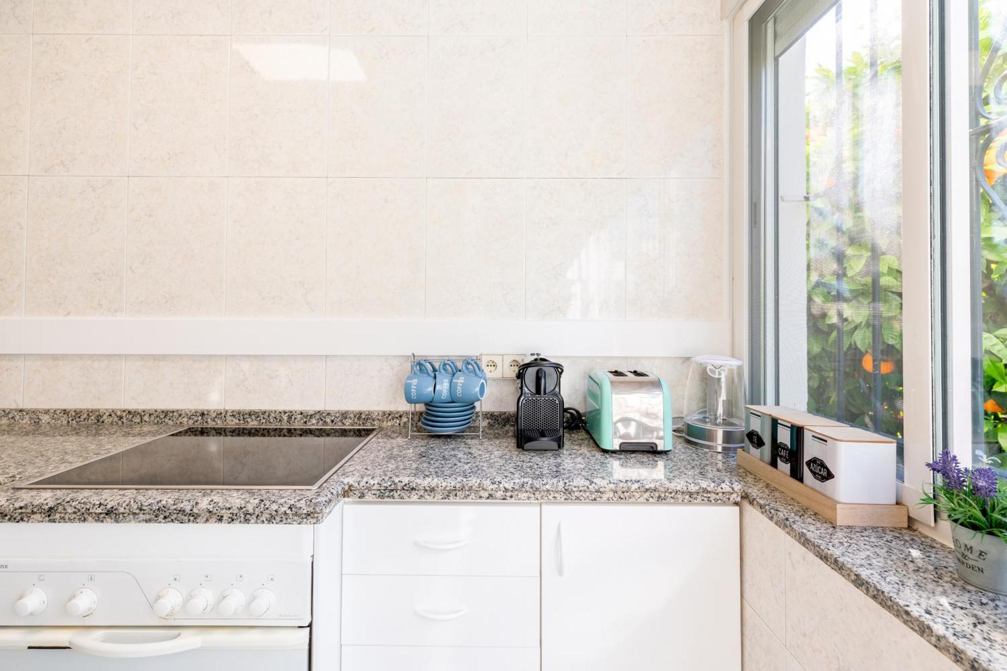 סביליה Confortable Apto. 3 Habitaciones מראה חיצוני תמונה