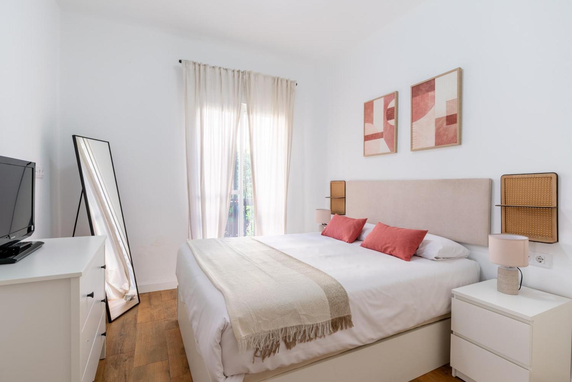 סביליה Confortable Apto. 3 Habitaciones מראה חיצוני תמונה