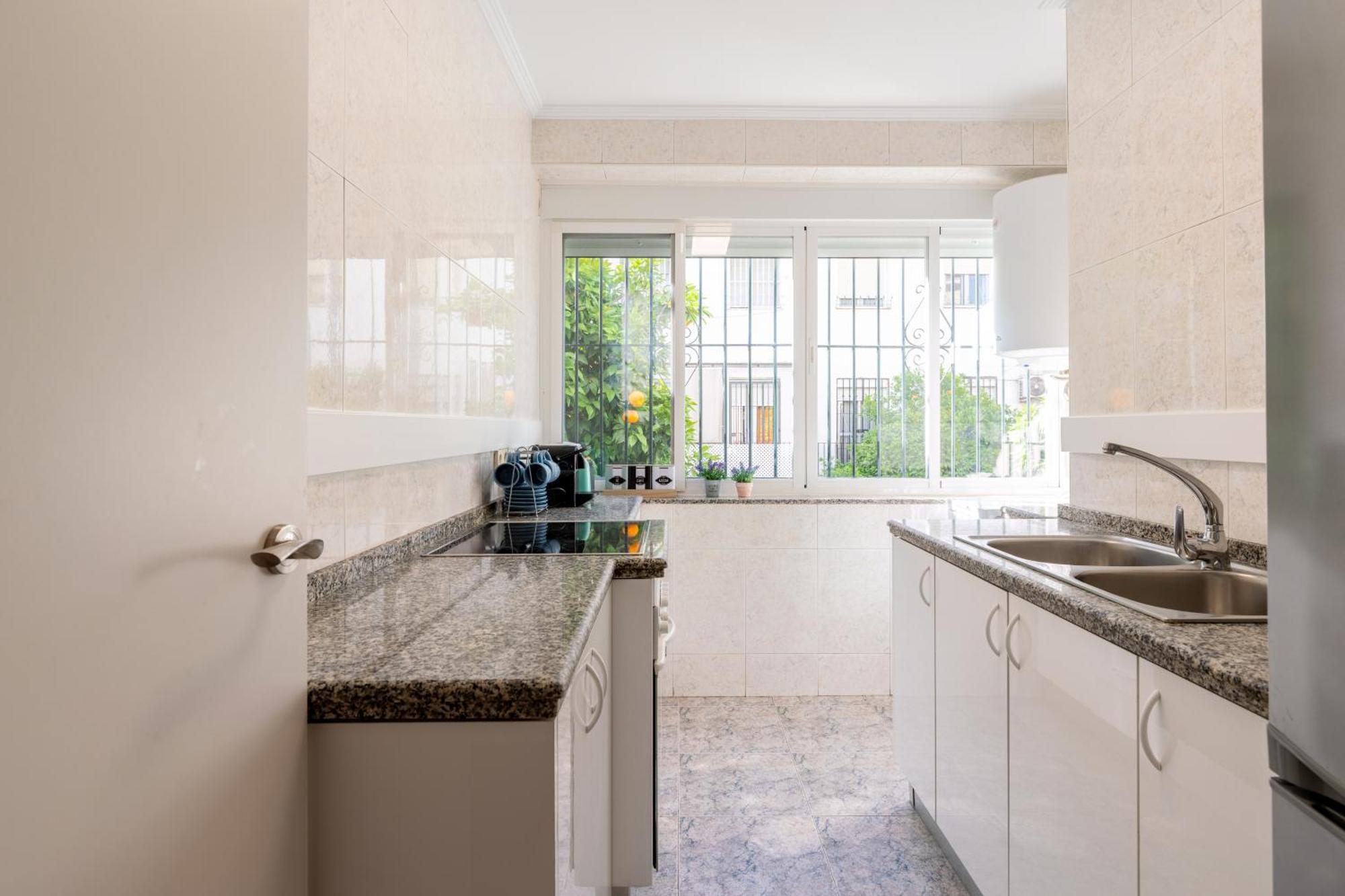 סביליה Confortable Apto. 3 Habitaciones מראה חיצוני תמונה
